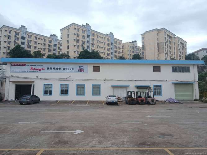 侯泽宽,公司经营范围包括:理;商品信息咨询服务;装卸搬运